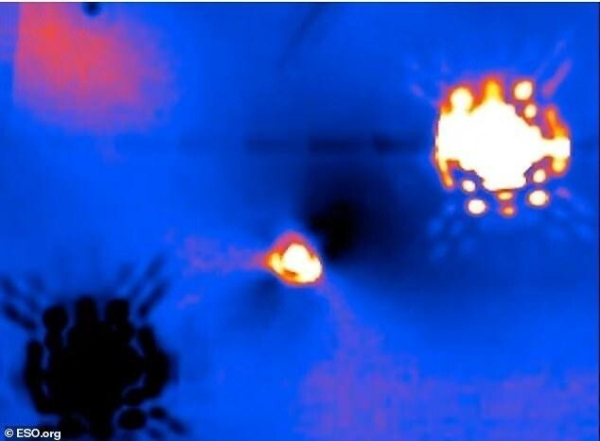 Найдена пригодная для жизни планету в 4,4 световых годах от Земли(6 фото) Найдена пригодная для жизни планету в 4,4 световых годах от Земли(6 фото)