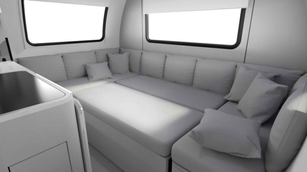 Фургон кажется крохотным и непригодным для жизни, пока не нажать кнопку Фургон кажется крохотным и непригодным для жизни, пока не нажать кнопку