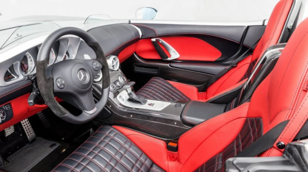 Ультра-редкий Mercedes-Benz SLR McLaren Stirling Moss без пробега Ультра-редкий Mercedes-Benz SLR McLaren Stirling Moss без пробега