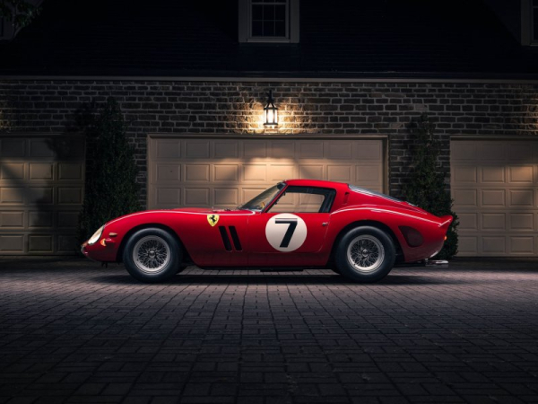 Ferrari 250 GTO 1962 года выпуска был продан за 51,7 миллиона долларов Ferrari 250 GTO 1962 года выпуска был продан за 51,7 миллиона долларов
