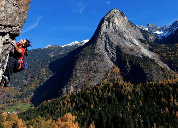Головокружительные фотографии скалолазов Головокружительные фотографии скалолазов