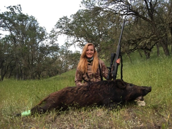 Хищницы: Американские охотницы откровенно рассказывают о своем кровавом хобби Хищницы: Американские охотницы откровенно рассказывают о своем кровавом хобби