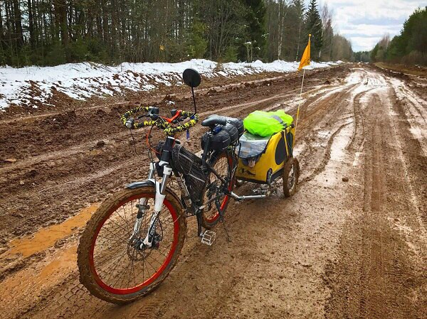 История Анны Смолиной, которая проехала с собакой полстраны на велосипеде История Анны Смолиной, которая проехала с собакой полстраны на велосипеде