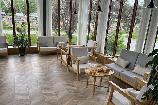 Летящая лошадь, храм-муравейник и лапша. Россияне массово едут в самый закрытый район Китая. Почему там нужно непременно побывать? Летящая лошадь, храм-муравейник и лапша. Россияне массово едут в самый закрытый район Китая. Почему там нужно непременно побывать?