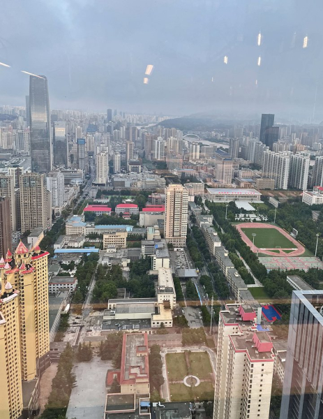 Летящая лошадь, храм-муравейник и лапша. Россияне массово едут в самый закрытый район Китая. Почему там нужно непременно побывать? Летящая лошадь, храм-муравейник и лапша. Россияне массово едут в самый закрытый район Китая. Почему там нужно непременно побывать?