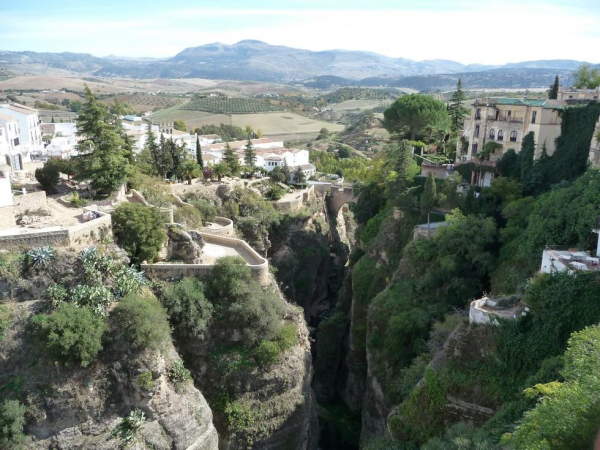 Ронда — город на скалах и душа Андалусии Ронда — город на скалах и душа Андалусии