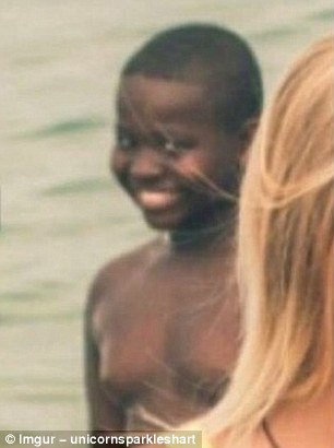 Самые смешные фотобомбы на снимках из отпуска Самые смешные фотобомбы на снимках из отпуска