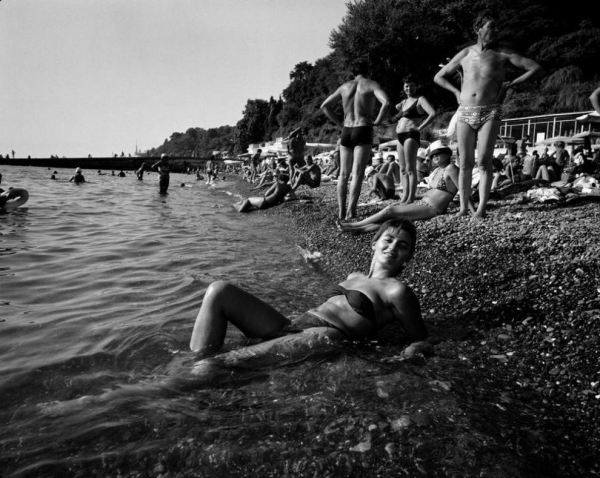 Сочи — российская ривьера 1988 года в фотографиях Карла де Кейзера Сочи — российская ривьера 1988 года в фотографиях Карла де Кейзера