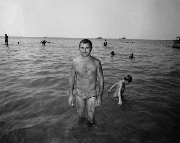 Сочи — российская ривьера 1988 года в фотографиях Карла де Кейзера Сочи — российская ривьера 1988 года в фотографиях Карла де Кейзера